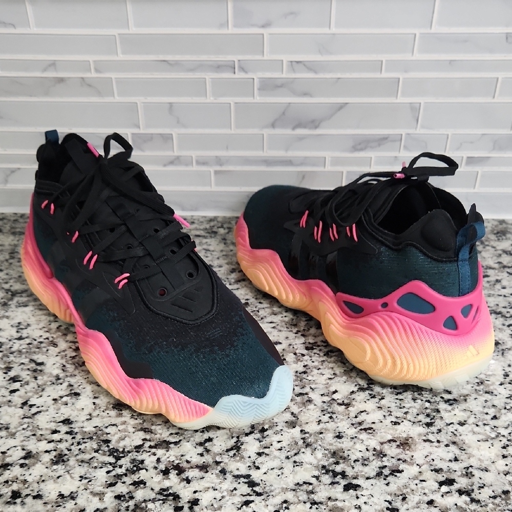 Core Black / Green Pink Adidas Trae Young 3 Basketball Shoes sz 13 sneakers